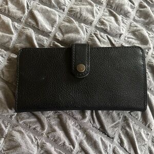 Portland Leather Pebbled Black Wallet
